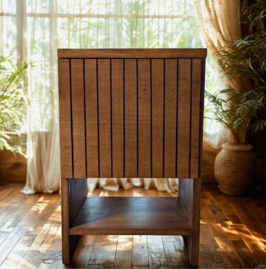 Mesa de Noche “Selva” – Mueble Artesanal en madera local